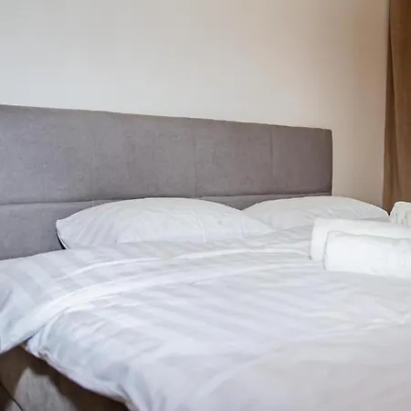 Kochanowskiego Apartament *