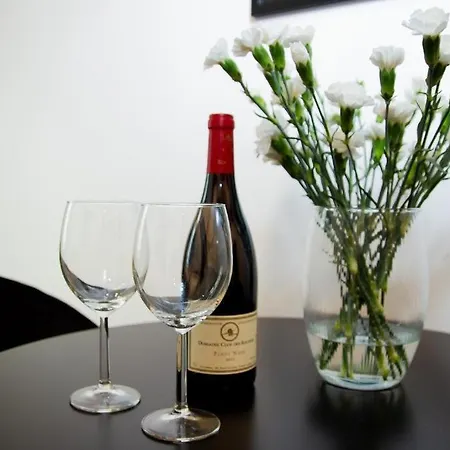 شقة Kochanowskiego