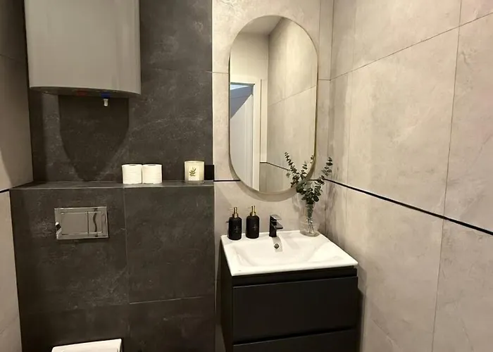 Kochanowskiego Apartment